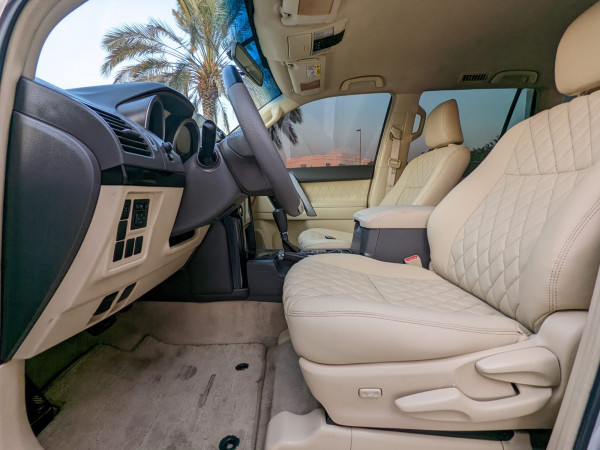 Toyota LAND CRUISER PRADO 2014/ Silver LHD Petrol AT SUV 4WD view 10