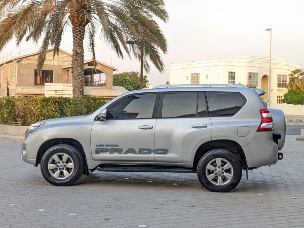 Toyota LAND CRUISER PRADO 2014/ Silver LHD Petrol AT SUV 4WD view 14