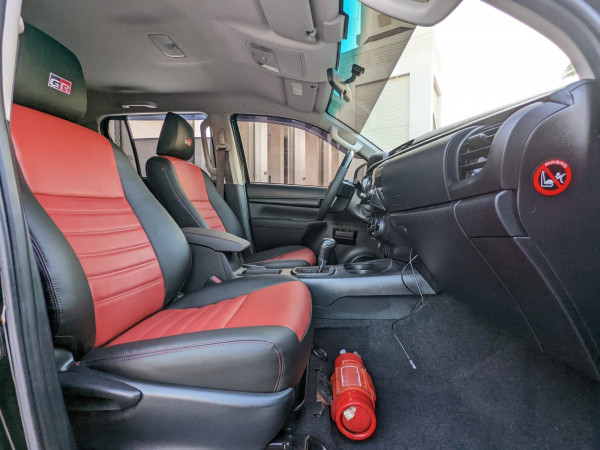 Toyota Hilux 2021  Black LHD Petrol AT Pickup 4WD view 7