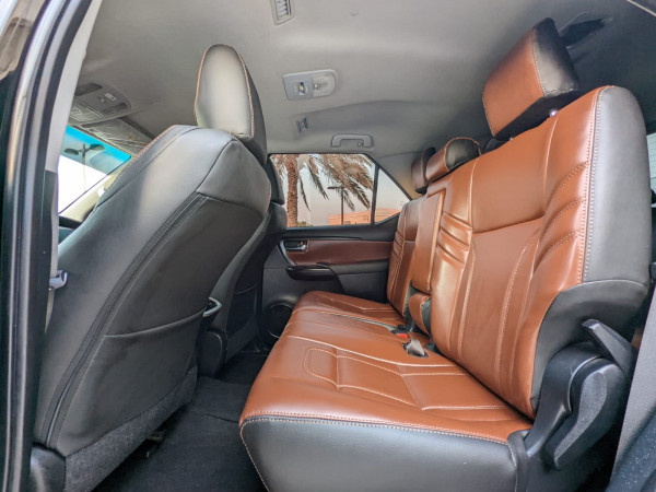 Toyota Fortuner 2016  Black LHD Petrol AT SUV 4WD view 5
