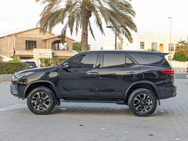 Toyota Fortuner 2016  Black LHD Petrol AT SUV 4WD view 11