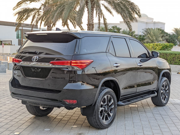 Toyota Fortuner 2016  Black LHD Petrol AT SUV 4WD view 13