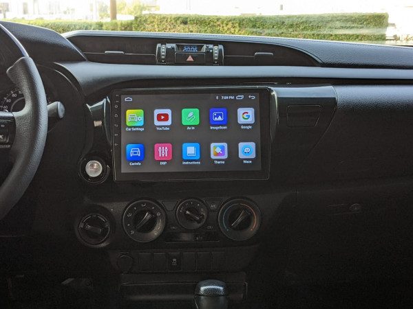 Toyota Hilux 2017  Black LHD Petrol AT Pickup 4WD view 8