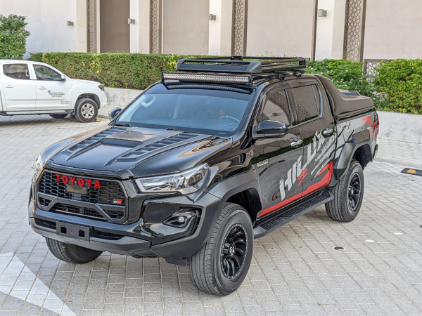 Toyota Hilux 2017  Black LHD Petrol AT Pickup 4WD view 18