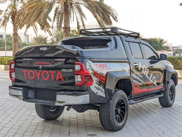 Toyota Hilux 2017  Black LHD Petrol AT Pickup 4WD view 21