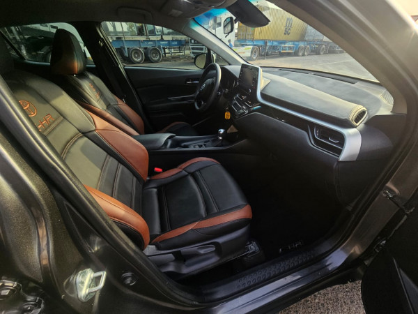 Toyota C HR 2021  Grey LHD Petrol AT SUV Crossover 2WD view 5
