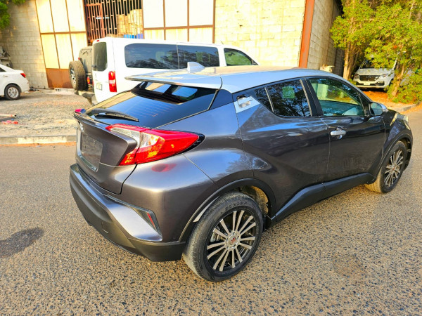 Toyota C HR 2021  Grey LHD Petrol AT SUV Crossover 2WD view 13