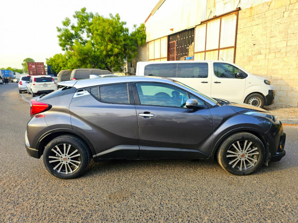 Toyota C HR 2021  Grey LHD Petrol AT SUV Crossover 2WD view 14
