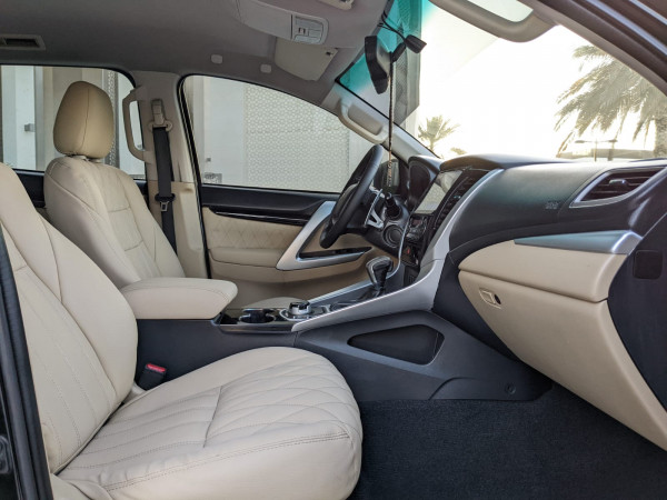 Mitsubishi Montero 2016  Black LHD Petrol AT SUV 4WD view 18