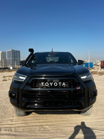 Toyota Hilux 2020  Black RHD Diesel AT Pickup 4WD