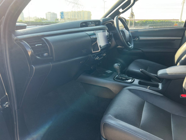 Toyota Hilux 2020  Black RHD Diesel AT Pickup 4WD view 3