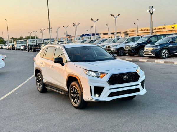 Toyota RAV 4 2021  White LHD Petrol AT SUV Crossover 4WD view 13