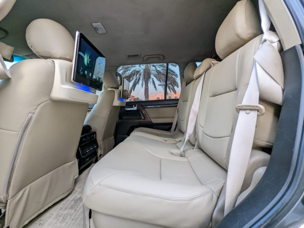 Toyota Land Cruiser 2011  Grey LHD Petrol AT SUV 4WD view 6