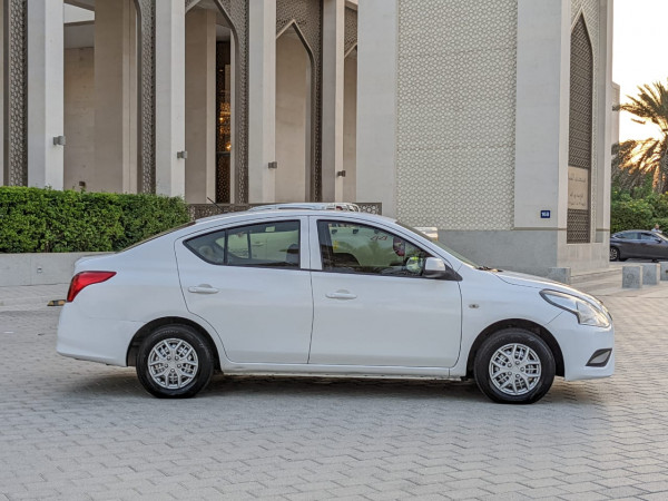 Nissan Sunny 2018/ White LHD Petrol AT Sedan 2WD view 13