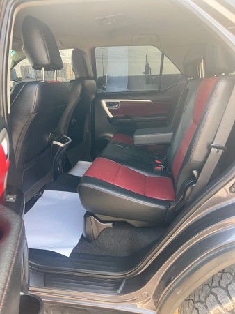 Toyota Fortuner 2020/ Grey RHD Diesel AT SUV 4WD view 4