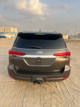 Toyota Fortuner 2020/ Grey RHD Diesel AT SUV 4WD view 12
