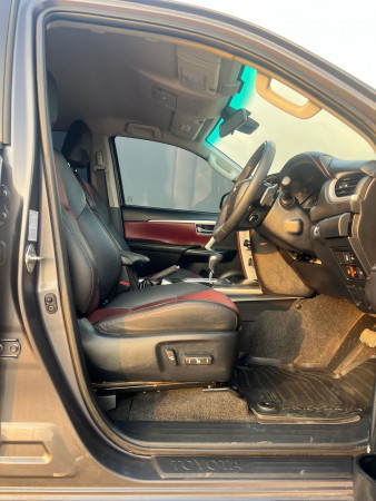 Toyota Fortuner 2020/ Grey RHD Diesel AT SUV 4WD view 16