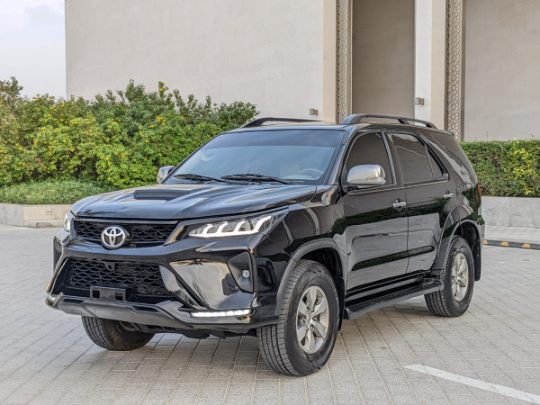 Toyota Fortuner 2008/ Black LHD Petrol AT SUV 4WD