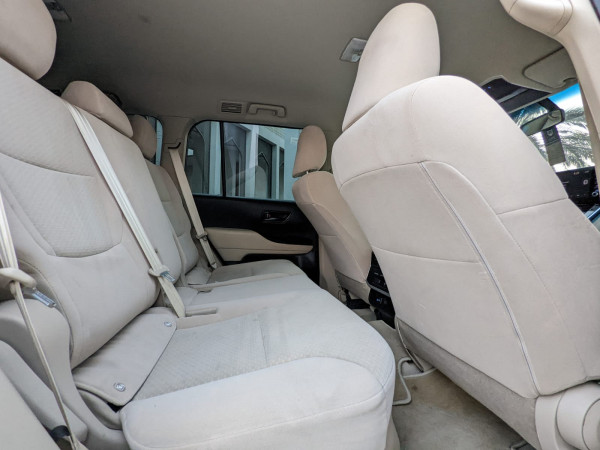 Toyota Land Cruiser 2022  White LHD Petrol AT SUV 4WD view 7
