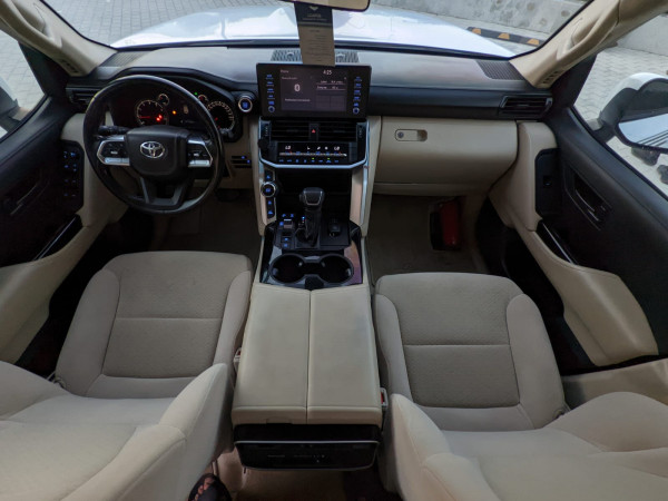 Toyota Land Cruiser 2022  White LHD Petrol AT SUV 4WD view 10