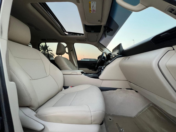 Toyota Land Cruiser 2022  Black LHD Petrol AT SUV 4WD view 2