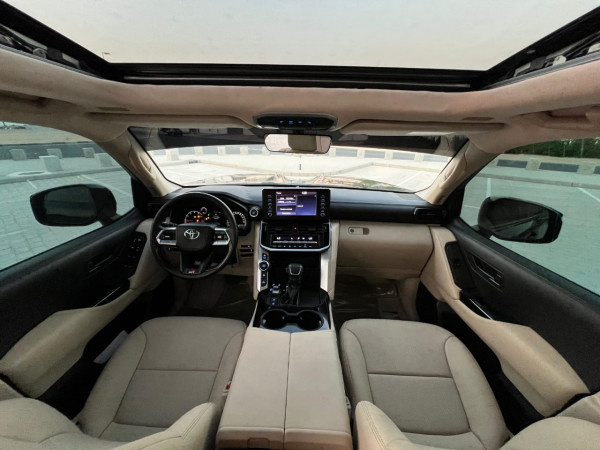 Toyota Land Cruiser 2022  Black LHD Petrol AT SUV 4WD view 6