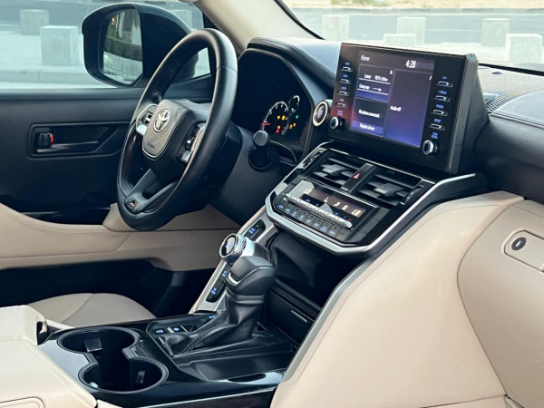 Toyota Land Cruiser 2022  Black LHD Petrol AT SUV 4WD view 16