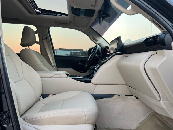 Toyota Land Cruiser 2022  Black LHD Petrol AT SUV 4WD view 23