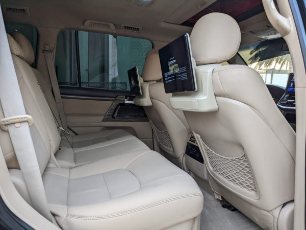 Toyota Land Cruiser 2014  Black LHD Petrol AT SUV 4WD view 3