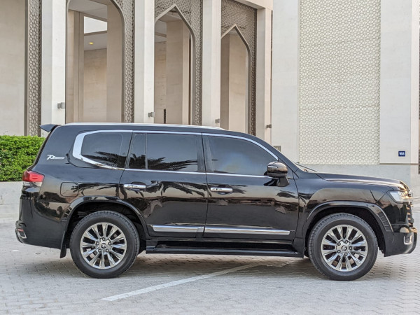 Toyota Land Cruiser 2014  Black LHD Petrol AT SUV 4WD view 20