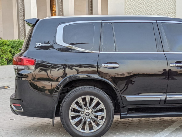 Toyota Land Cruiser 2014  Black LHD Petrol AT SUV 4WD view 22