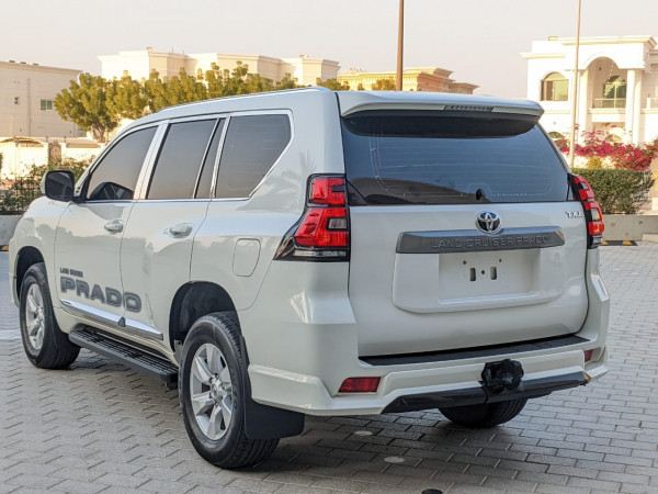 Toyota LAND CRUISER PRADO 2020  White LHD Petrol AT SUV 4WD view 9