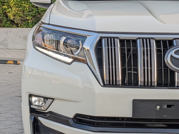 Toyota LAND CRUISER PRADO 2020  White LHD Petrol AT SUV 4WD view 13