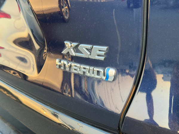 Toyota RAV 4 2022  Blue LHD Hybrid AT SUV Crossover 4WD view 5