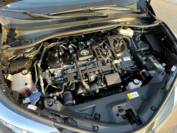 Toyota C HR 2020  Grey LHD Hybrid AT SUV Crossover 2WD view 7
