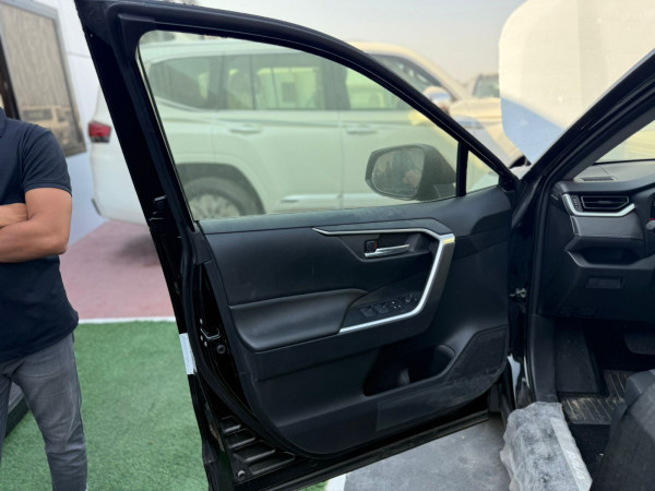 Toyota RAV 4 2023  Black LHD Petrol AT SUV Crossover 4WD view 5
