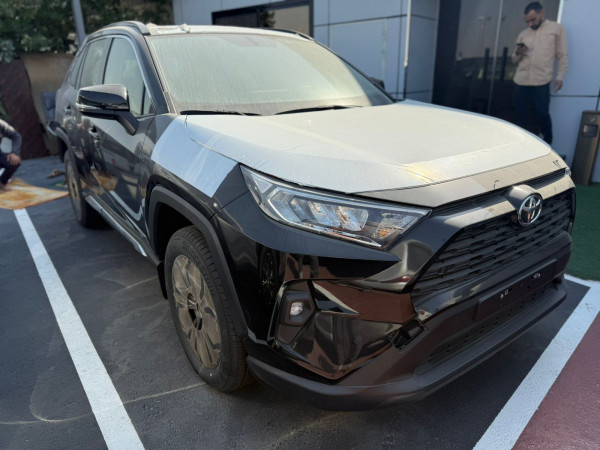 Toyota RAV 4 2023  Black LHD Petrol AT SUV Crossover 4WD view 16