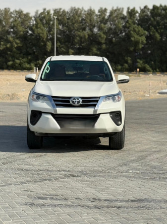 Toyota Fortuner 2020/ White LHD Petrol AT SUV 4WD