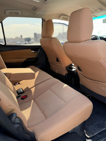 Toyota Fortuner 2020/ White LHD Petrol AT SUV 4WD view 6