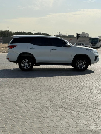 Toyota Fortuner 2020/ White LHD Petrol AT SUV 4WD view 10