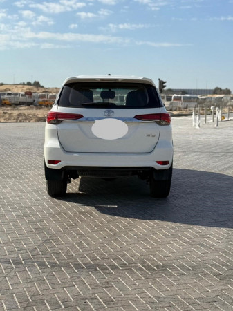 Toyota Fortuner 2020/ White LHD Petrol AT SUV 4WD view 11