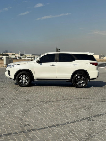 Toyota Fortuner 2020/ White LHD Petrol AT SUV 4WD view 12