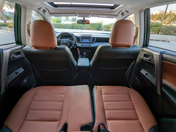 Toyota RAV 4 2016/ Black LHD Petrol AT SUV Crossover 4WD view 2