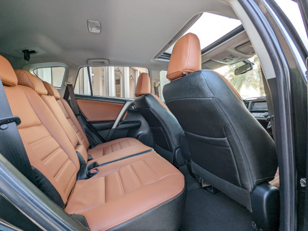 Toyota RAV 4 2016/ Black LHD Petrol AT SUV Crossover 4WD view 3