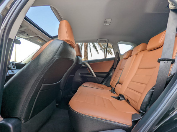 Toyota RAV 4 2016/ Black LHD Petrol AT SUV Crossover 4WD view 4