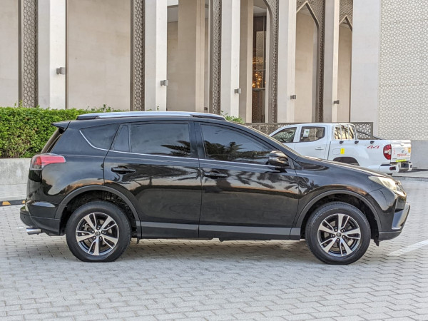 Toyota RAV 4 2016/ Black LHD Petrol AT SUV Crossover 4WD view 17