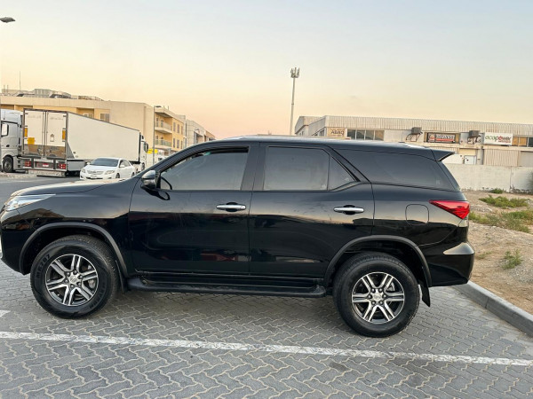 Toyota Fortuner 2020  Black LHD Petrol AT SUV 4WD view 5