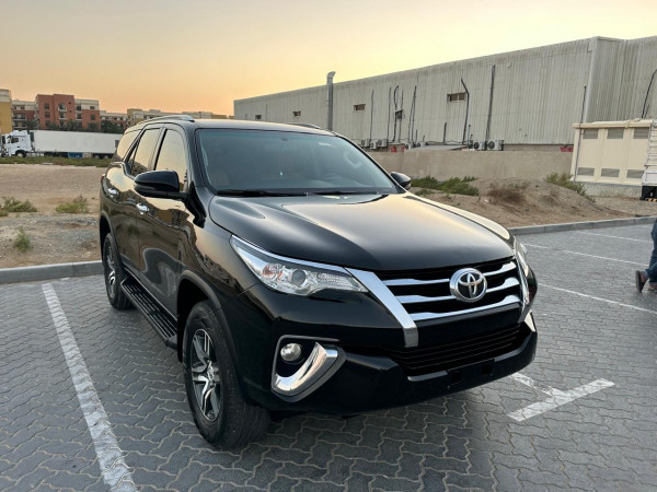 Toyota Fortuner 2020  Black LHD Petrol AT SUV 4WD view 10