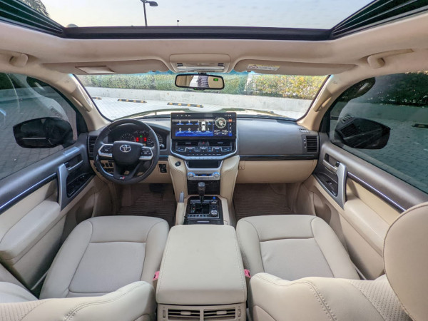 Toyota Land Cruiser 2014  Black LHD Petrol AT SUV 4WD view 7