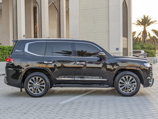 Toyota Land Cruiser 2014  Black LHD Petrol AT SUV 4WD view 19